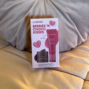 BNIB Laneige Duo Set